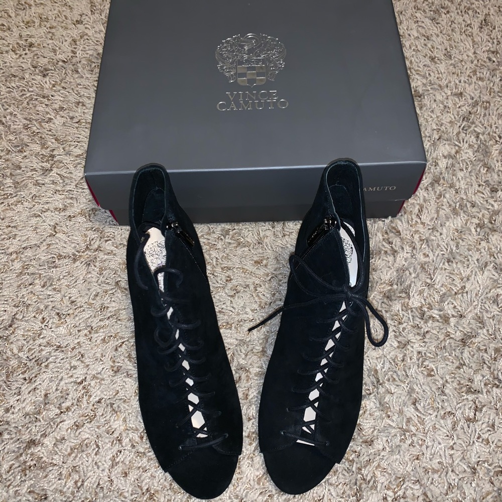 Vince Camuto Suede Booties Size 7.5